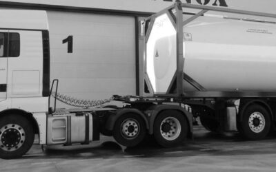 La Importancia del Transporte y Sus Conductores: Clave para el Funcionamiento de la Economía Global